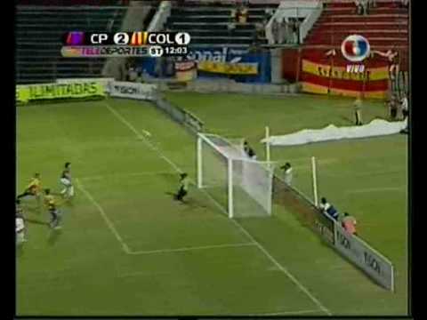 Golazo de Julio Dos Santos