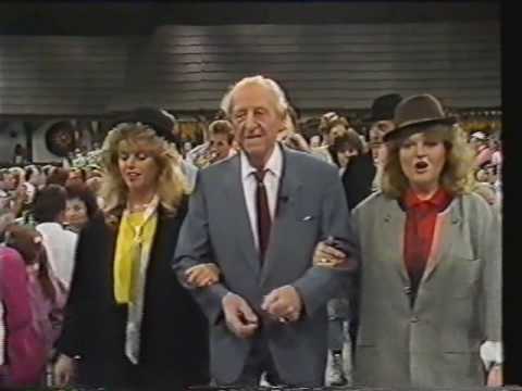 Wolfgang Lindner und seine Stadlmusikanten mit Hias - Weltenbummler-Polka (Wo der Mississippi fließt) (1989)