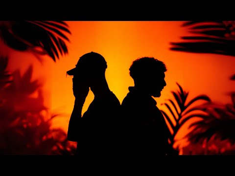 BERRY - NEM LEHETEK Ő feat. ROBIN (Official Music Video)