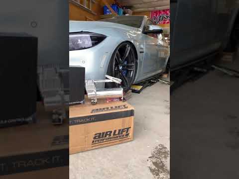 Airlift Performance 3H | BMW M3 F80 Install Part 1 drops 16 Dec 2020 #Shorts