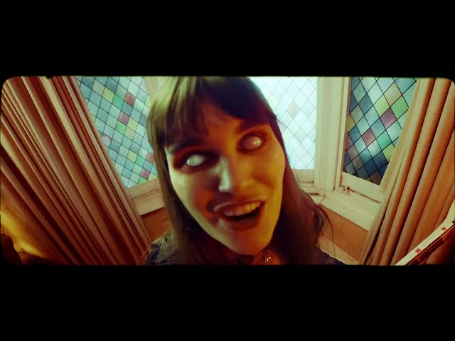 Video zu 'Wtf' ansehen