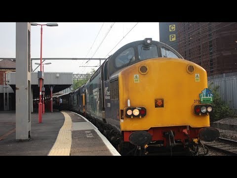 Diverted Tesco Train and The Retro Bath Centurion & Cathedral Belle at Stockport