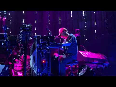 Radiohead – Everything In It’s Right Place (Live in Madrid, 04.11.2025)