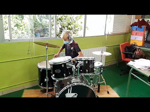 AMA, AMA, AMA Y ENSANCHA EL ALMA. COVER EXTREMODURO. CEIP NUESTRA SEÑORA DE CORTES (MURCIA).