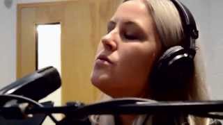 Cariad Harmon - Williamsburg Bridge | Buzzsession