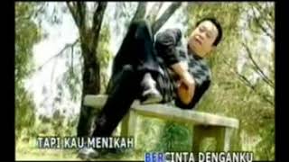 Download lagu Mansyur S Jangan Pura Pura Original Video Clip Karaoke Version mp3 Download lagu Mansyur S Jangan Pura Pura Original Video Clip Karaoke Version mp3