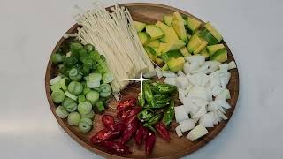 해물순두부찌개 채소 준비