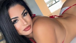Daniella Gomez  Biography | Instagram Curvy Model & Fashion Influencer Wiki 2025