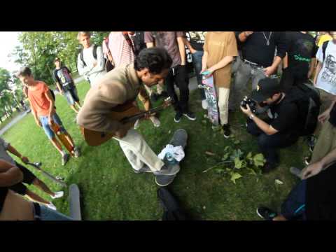 Jim Greco plays guitar. SUPRA TOUR - WIEN 2013