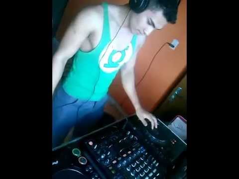 DJ ED OLIVER -  PLAY : APOLO OLIVER - PASSIVA FT  LAPETINA - MUY LOCA