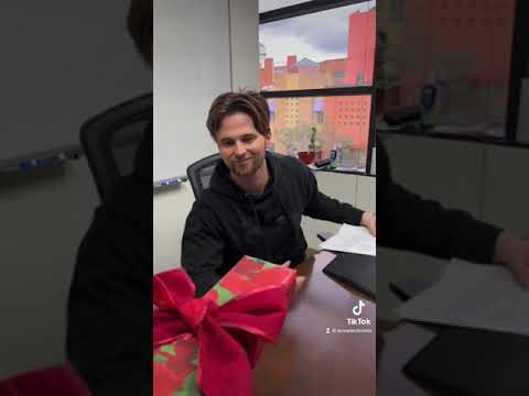 The prefect office gift