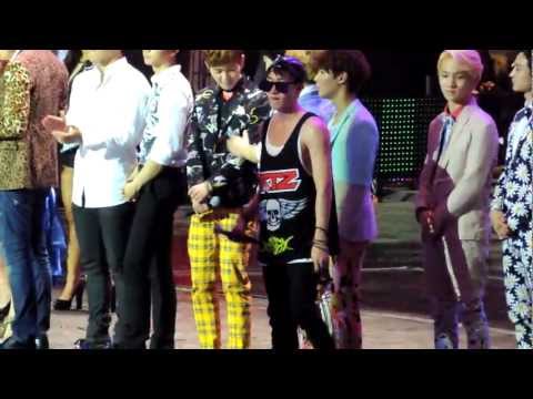 130309 Music Bank in Jakarta Super Junior & SHINee Ending
