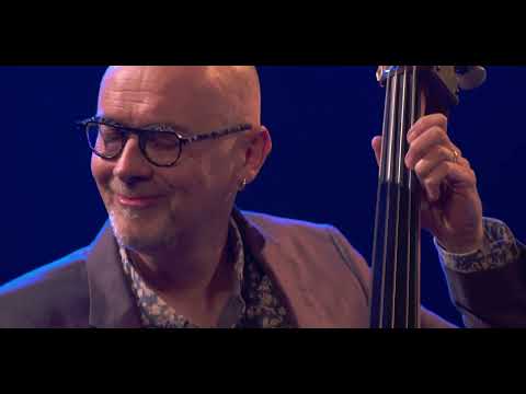 Brunton / Bojan Z / Goubert : "Night Bus"