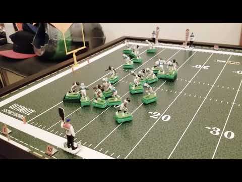 Mercury Morris runs a "left side" pitchout 11 yards for a touchdown!