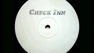 Schatrax -  Four Feather Funk