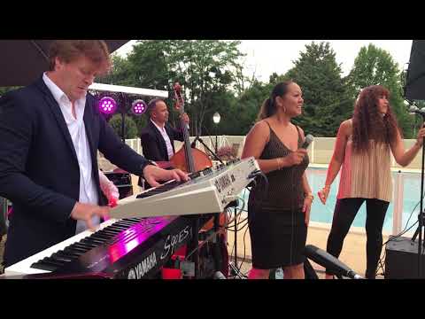 download lagu mp3 mp4 Chateau Michele, download lagu Chateau Michele gratis, unduh video klip Chateau Michele