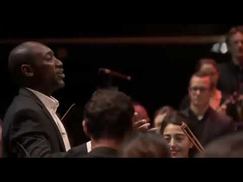 YAHWE KOLA   CHORALE BAMILEKE À MONTRÉAL