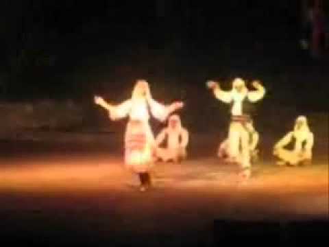 KUD NJEGOS - Rugovo (koreograf Branko Markovic) - Festival folklora Cetinje 2007