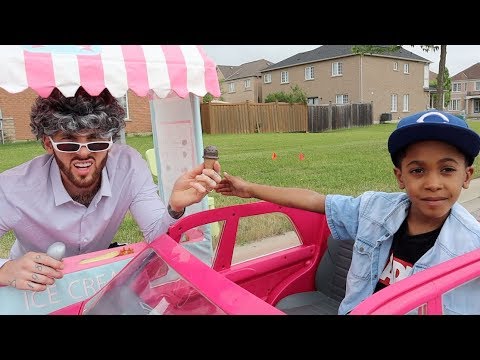 Greedy Grandpa Drive Thru Ice Cream Stand | FamousTubeKIDS
