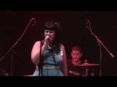 Βillie Supernatural - Right Οr  Wrong ( Live at Six dogs )