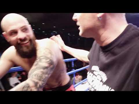 Patrick Schmidt bei der 6. Dessauer Boxnacht (2016)