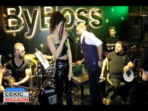 CANLI PERFORMANS UMIT YAŞAR CANSU EYLUL TAS