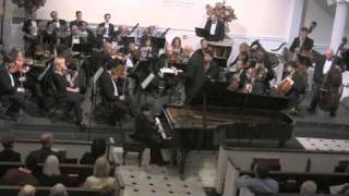 Julie Jordan presents Mozart with Anson Hui, piano & Per Brevig, conductor   1/2