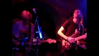 DIIV - Bambi Slaughter (Live @ The Shacklewell Arms, London, 20.08.12)