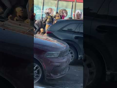 Video appears to show shooting involving federal agents