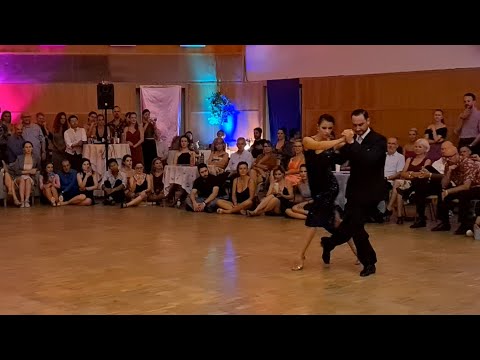 Stephanie Fesneau & Fausto Carpino dancing José Basso @El Sabor Budapest 2023 3/4