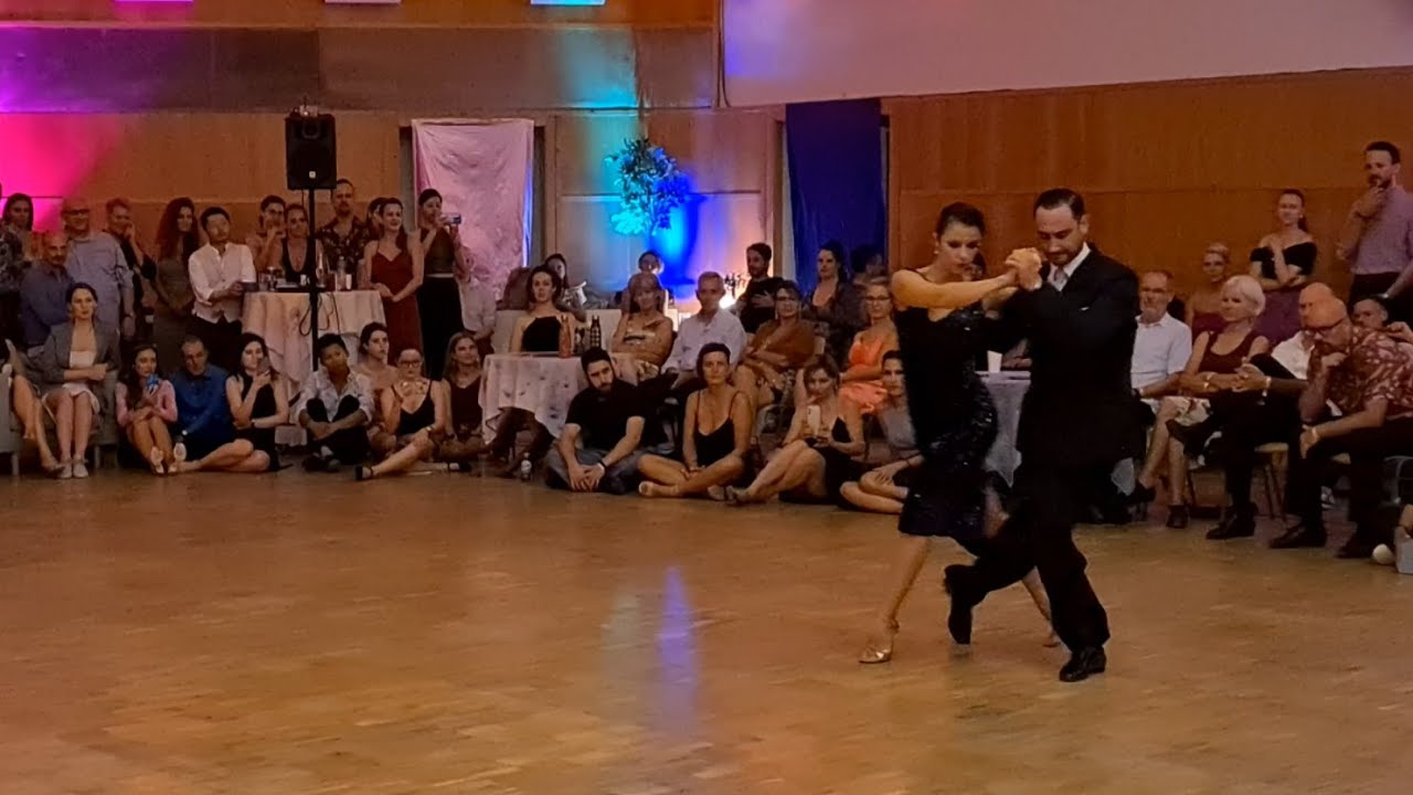 Stephanie Fesneau & Fausto Carpino dancing José Basso @El Sabor Budapest 2023 3/4