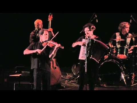 The Klez-X -Sheldon's Doina and Fon der Khuppeh/Beckerman's Honga -Klezmer Music