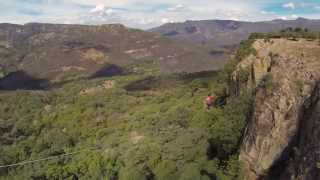preview picture of video 'Héctor Cervantes Highline visto desde un Drone'