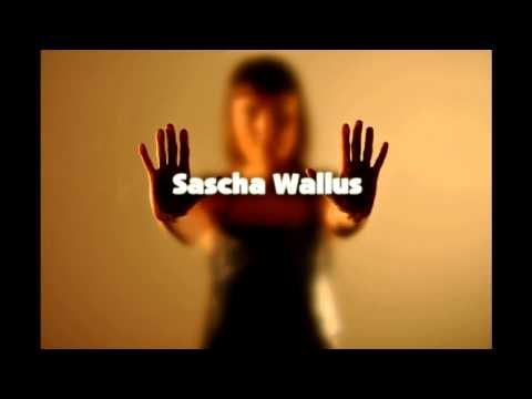 Sascha Wallus - Singing for a beautiful girl