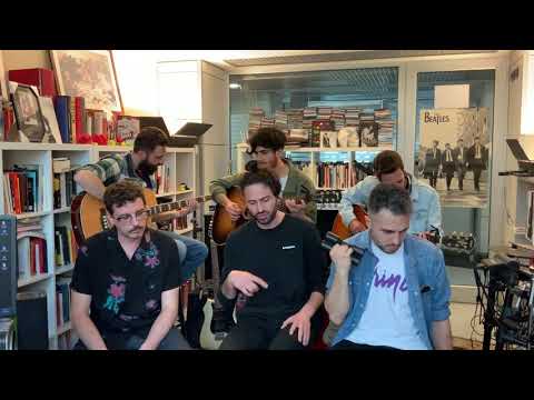 Fast Animals and Slow Kids con Willie Peyote - Cosa ci direbbe