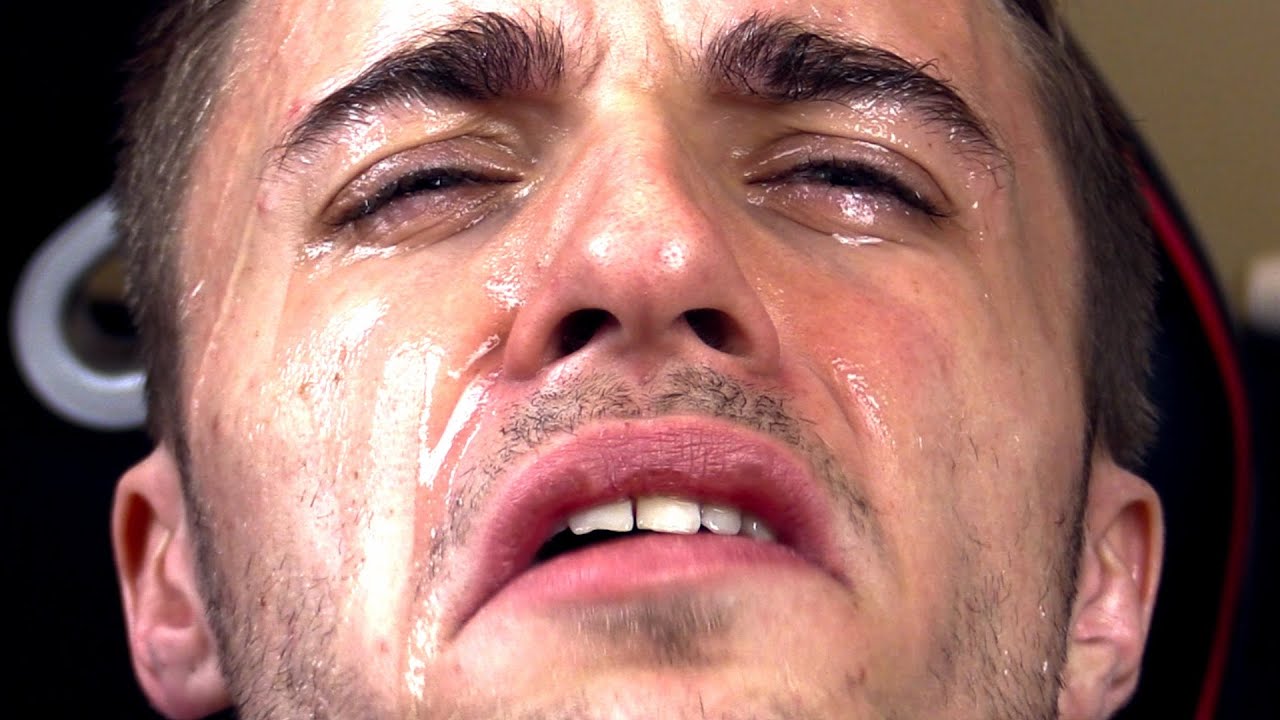 LES VILAINS COMMENTAIRES... thumbnail