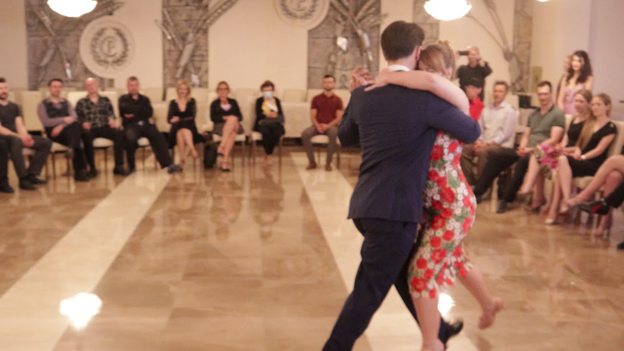 Video thumbnail for Maja Petrović & Marko Miljević - "La Bicoca" - D'Arienzo - 2/4