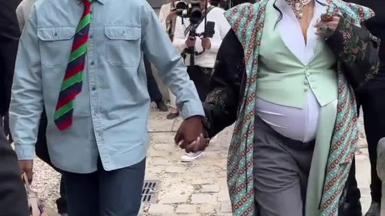 Rihanna et A$AP Rocky arrivent au défilé Dior à la Fashion Week de Paris