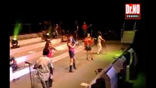 Download lagu Bond - Concert in Indonesia (2002) mp3 Download lagu Bond - Concert in Indonesia (2002) mp3