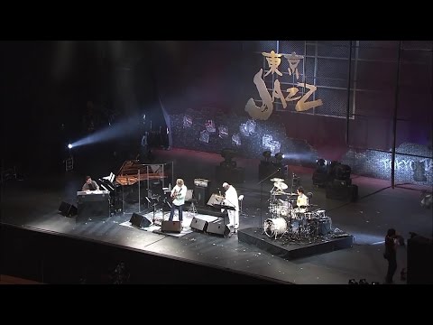 Akira Jimbo - Drum Solo + Mid Manhattan (2009 Tokyo Jazz Live)