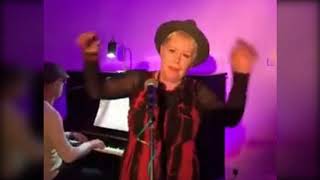 Hazel O&#39;Connor - Come Into The Air
