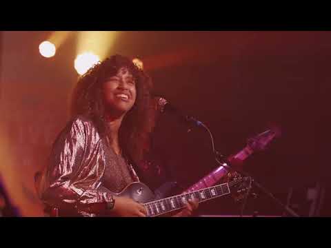 Flying Live at Scoot Inn ATX by Jackie Venson