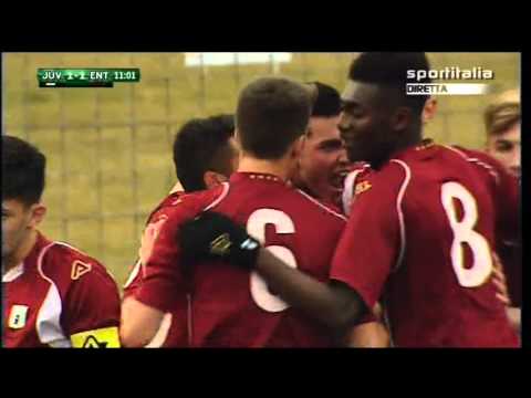 PRIMAVERA: Juventus - Virtus Entella, il gol di tacco di Moreo