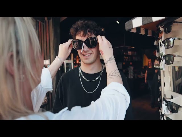 Up Up Up von Luca-Dante Spadafora & Lina & Beats By Luca & Peter Plate & Ulf Leo Sommer ((jetzt ansehen))