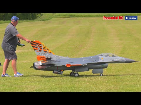 RC PERFECTION !!! GIANT TURBINE RC F-16 - SENSATIONAL SCALE JET AEROBATICS