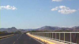 preview picture of video 'Pasando por Puente Sol Naciente en Choluteca, Honduras'