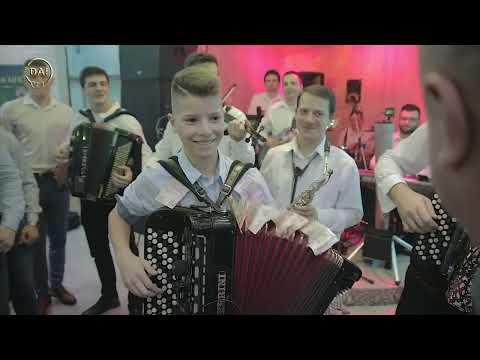 Jabucanac - Na mladjima harmonika ostaje 🎵🍎