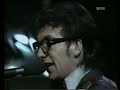 ELVIS COSTELLO - The Beat - LIVE VIDEO WITH ALBUM AUDIO.