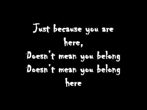 78Violet-Belong here Lyrics.