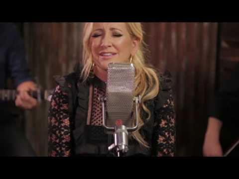 Lee Ann Womack - Chiseled in Stone (Forever Country Cover Series)